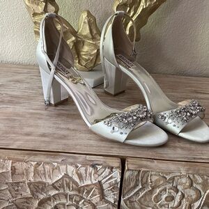 Badgley Mischka Embellished Sandals Size 13